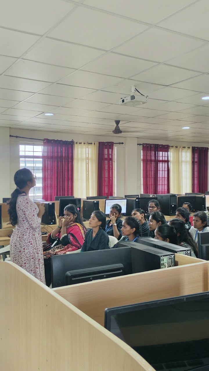 Technical training session at Vivekanandha Educational Institutions for Women